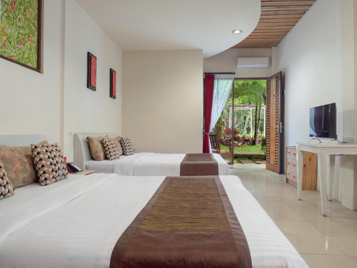 The Village Resort Bogor Exterior foto