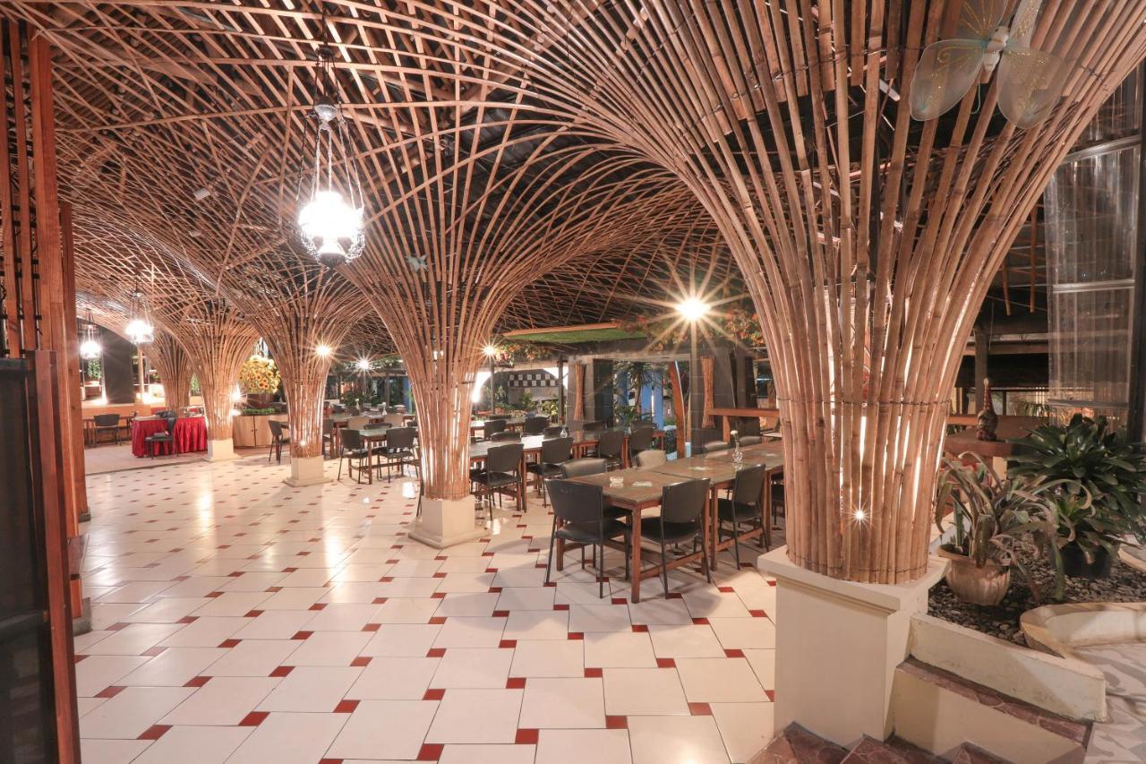 The Village Resort Bogor Exterior foto